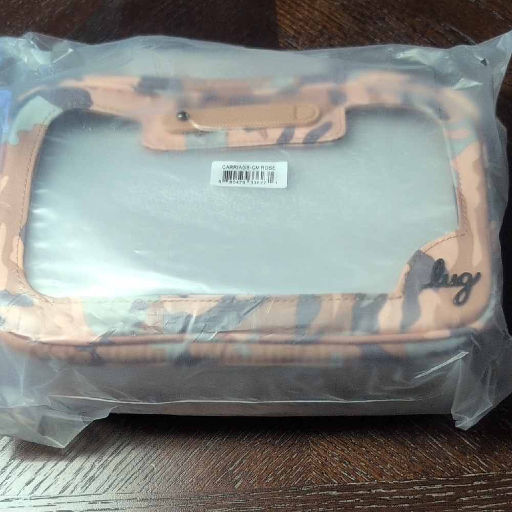 Brand New Lug Carriage In Camo Rose!